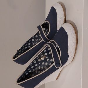 Rebels Blue and White Sneaker Wedges Size 9